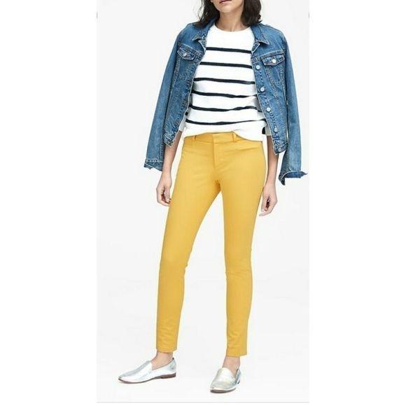 Banana Republic Pants - Yellow Banana Republic Skinny Pants Sz 2